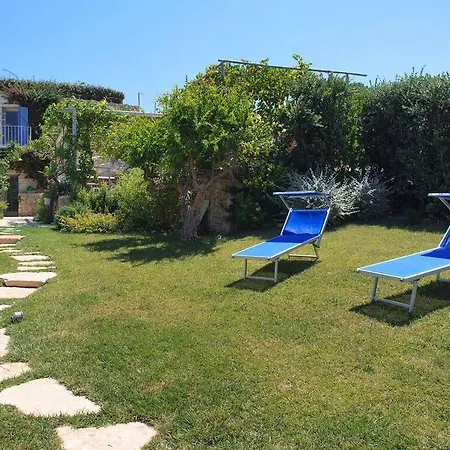 Holiday Trullo Fiore Di Mare * بيشيلي
