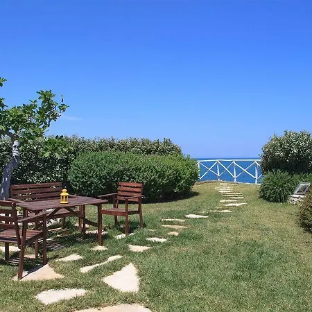 Holiday Trullo Fiore Di Mare بيت للعطل بيشيلي