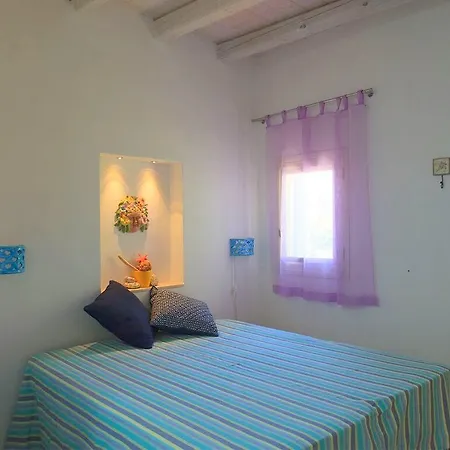 بيت للعطل Holiday Trullo Fiore Di Mare بيشيلي